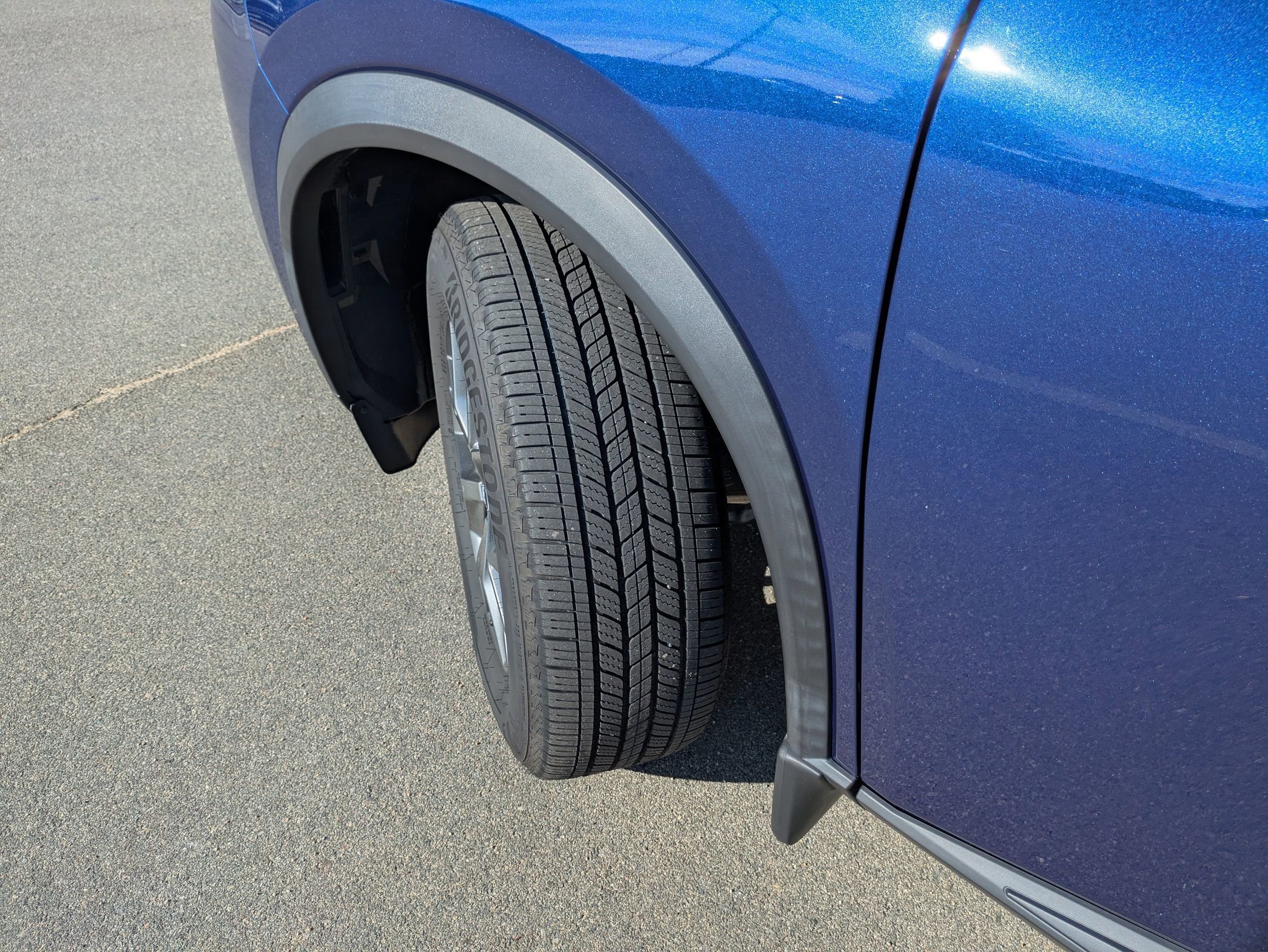 Used 2023 Nissan Rogue S image 38