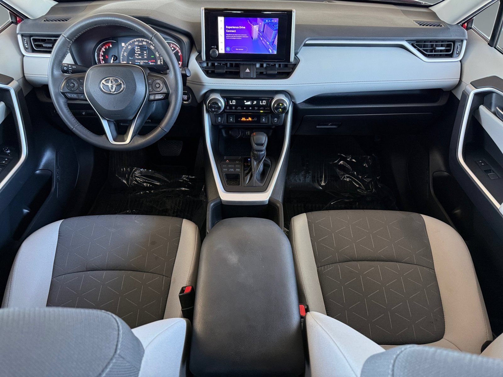 Used 2023 Toyota RAV4 XLE w/ Convenience Package AWD/4WD image 14