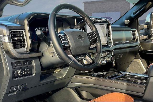 Certified 2024 Ford F250 Platinum w/ FX4 Off-Road Package AWD/4WD image 18