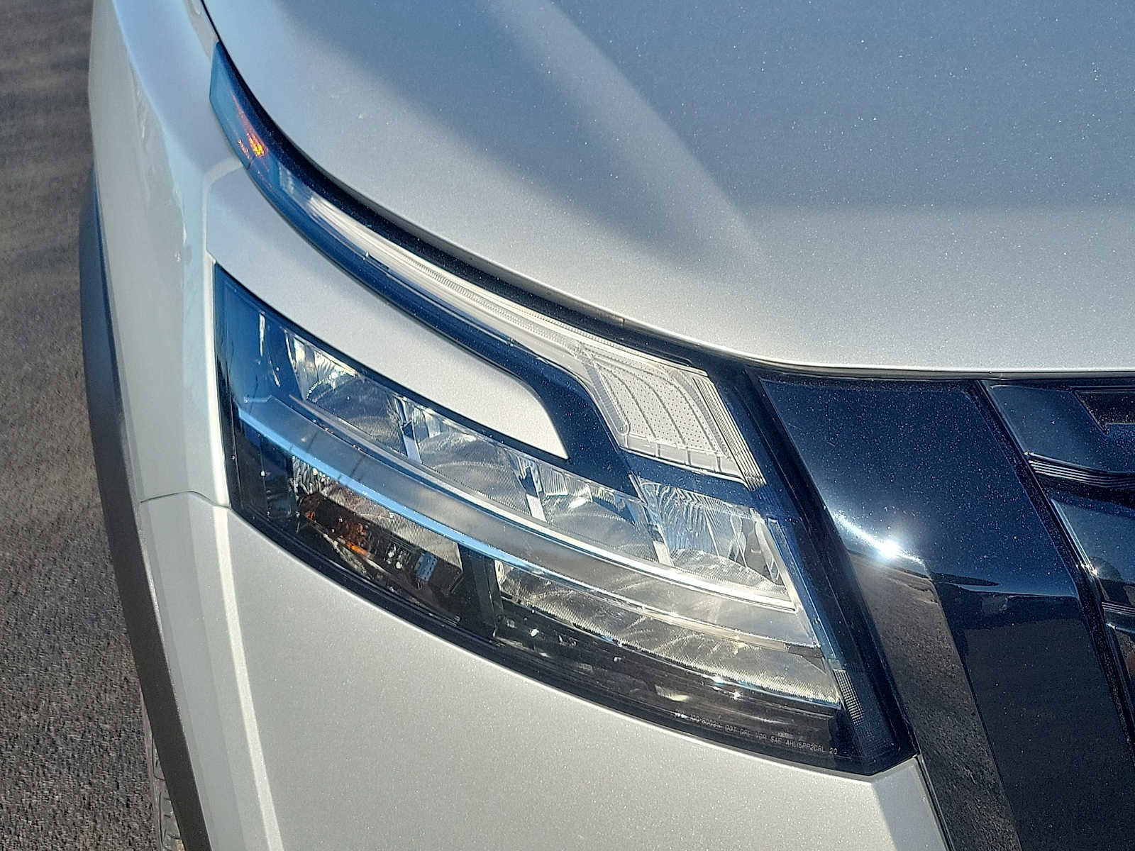 Used 2022 Nissan Pathfinder SL w/ SL Premium Package image 9