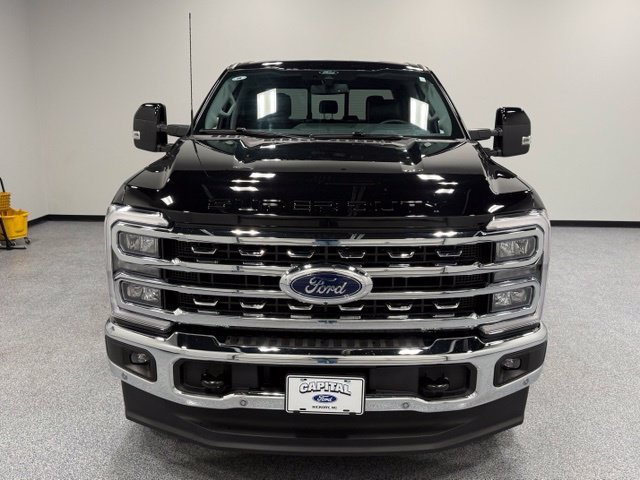 Certified 2025 Ford F250 Lariat w/ Lariat Ultimate Package AWD/4WD image 4