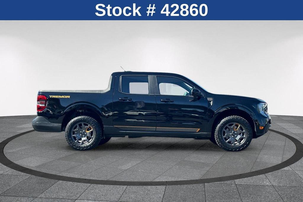 Certified 2025 Ford Maverick Tremor AWD/4WD image 4