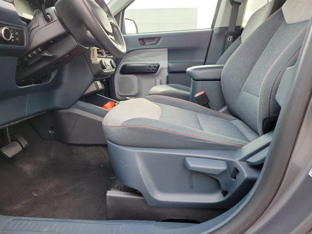 Certified 2023 Ford Maverick XLT image 17