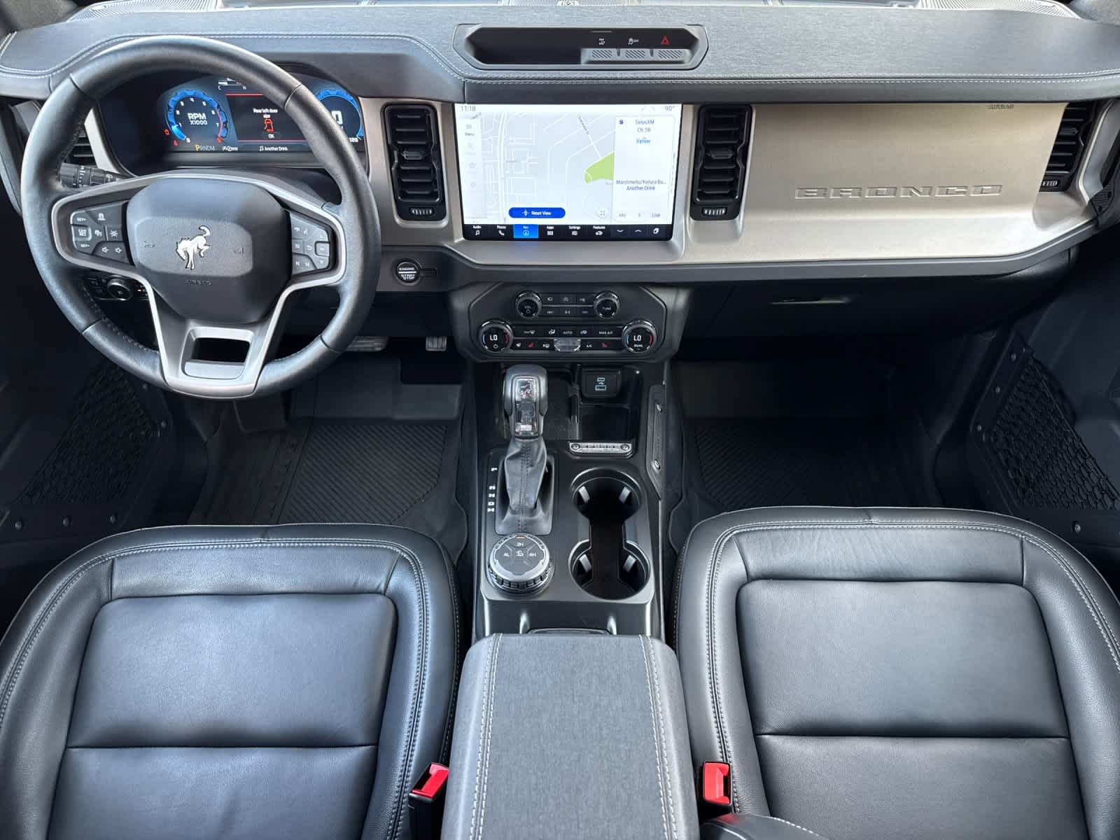 Certified 2025 Ford Bronco Outer Banks AWD/4WD image 3