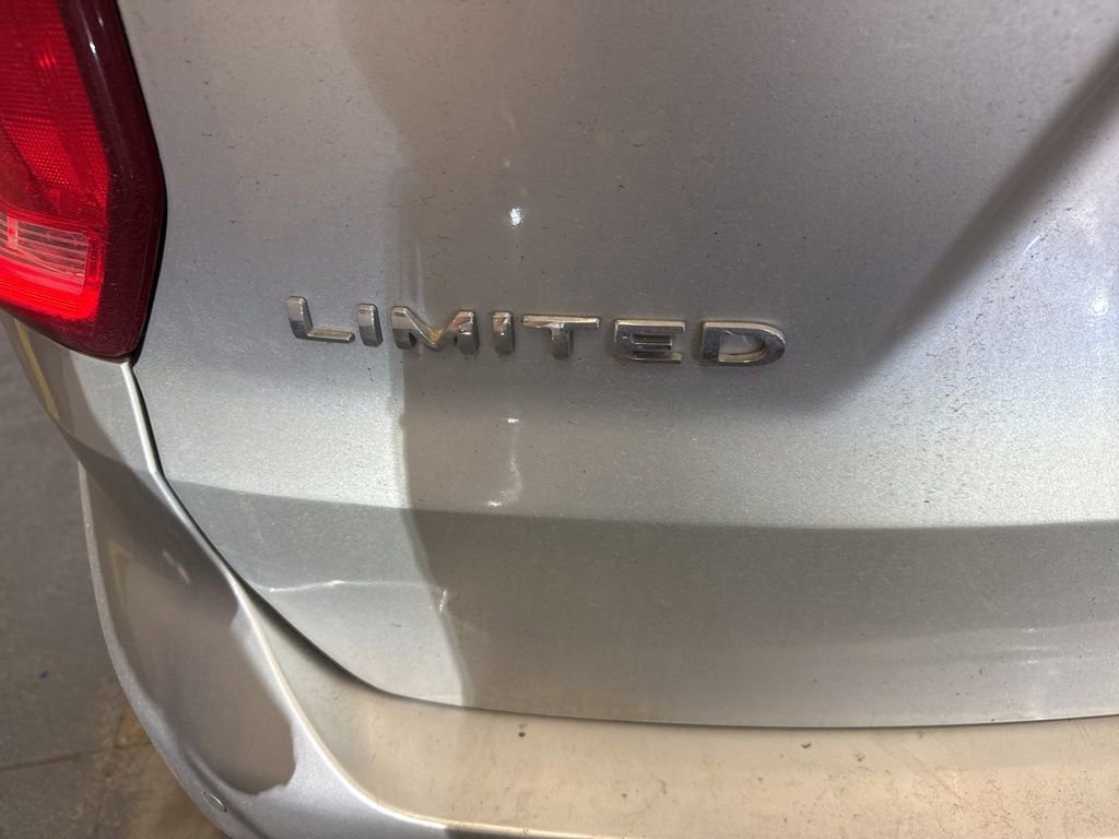 Certified 2017 Ford Explorer Limited image 3