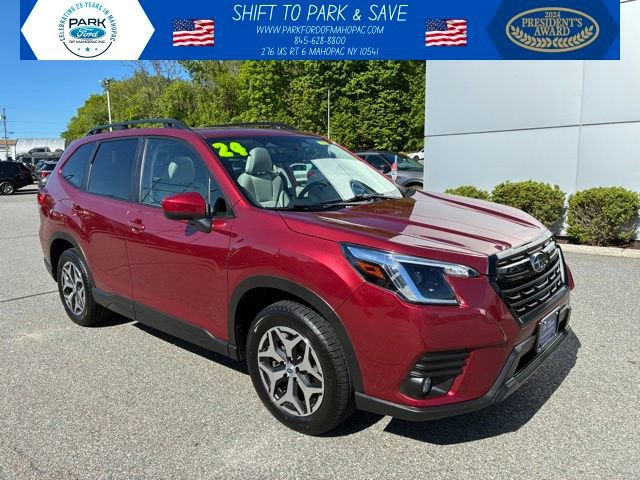 Used 2024 Subaru Forester Premium AWD/4WD image 1