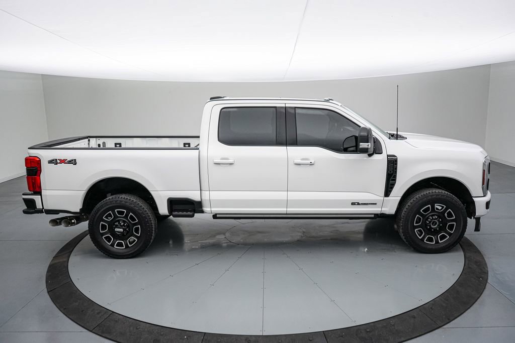 Certified 2025 Ford F250 Platinum AWD/4WD image 4
