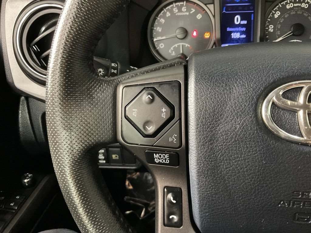 Used 2018 Toyota Tacoma 2WD Double Cab image 23