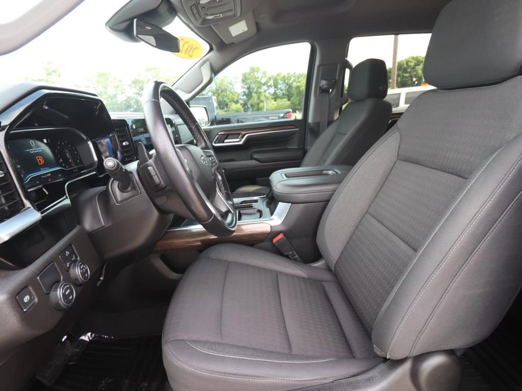 Used 2022 Chevrolet Silverado 1500 RST image 8