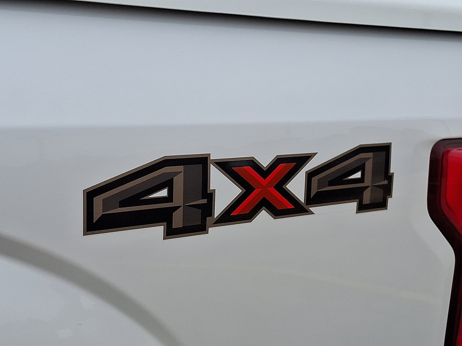 Certified 2019 Ford F150 Lariat w/ Equipment Group 502A Luxury AWD/4WD image 29
