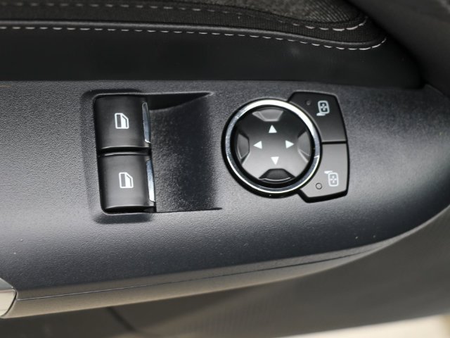 Certified 2024 Ford Mustang Coupe RWD image 15
