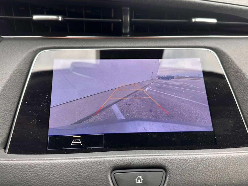 Used 2023 Cadillac XT4 Premium Luxury image 36