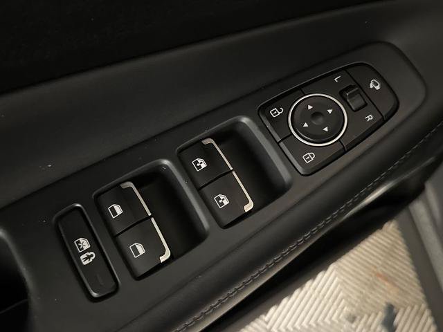 Used 2022 Hyundai Santa Fe Limited FWD image 17
