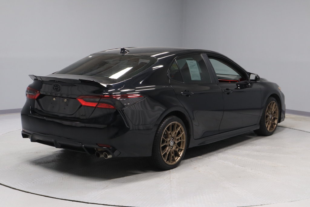 Used 2023 Toyota Camry SE FWD image 10