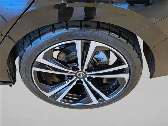 Used 2022 Nissan Sentra SR FWD image 24