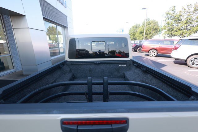 Used 2022 Jeep Gladiator Overland w/ Popular Equipment Package AWD/4WD image 7