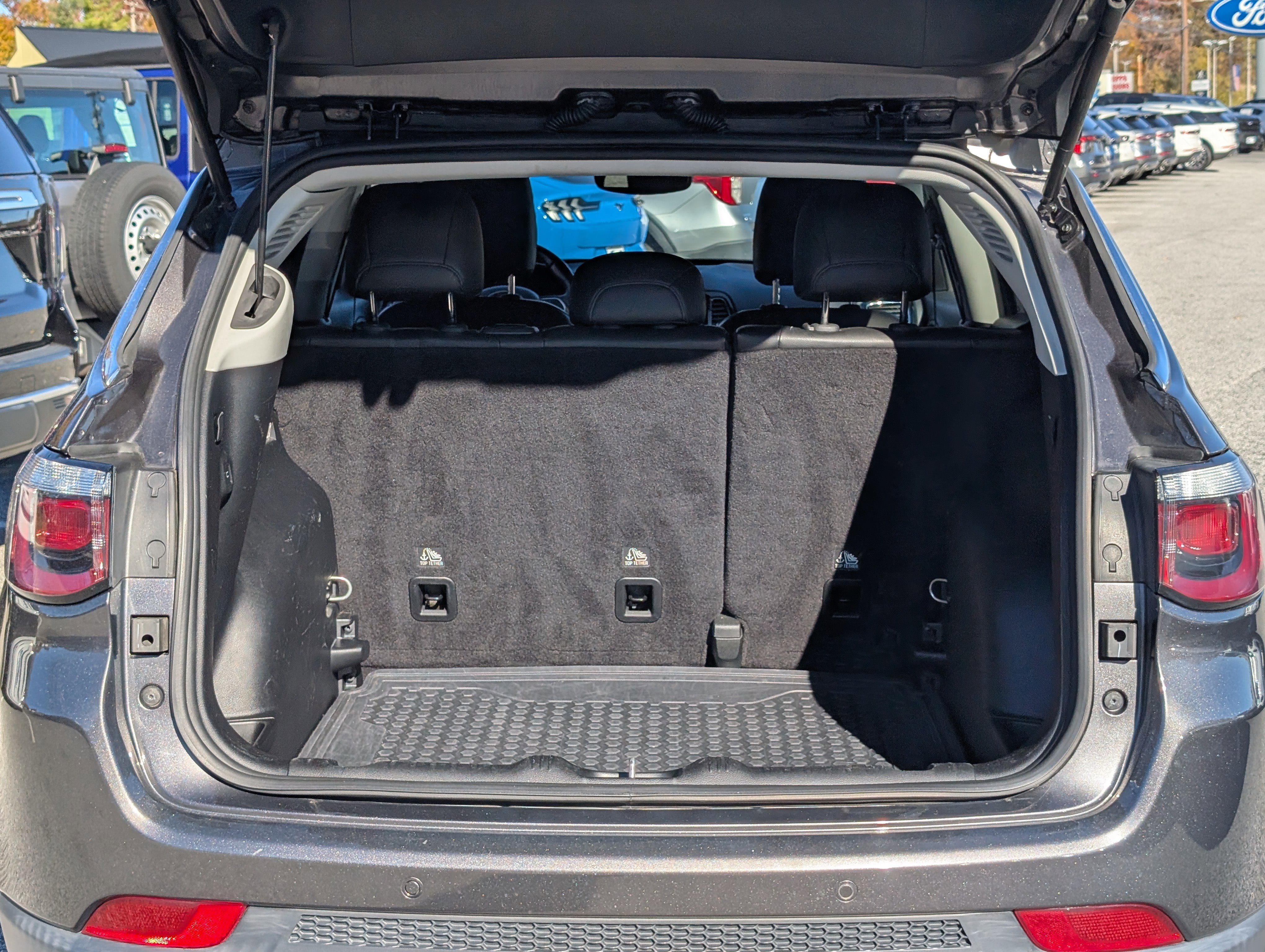 Used 2018 Jeep Compass Limited w/ Safe & Security Group image 14