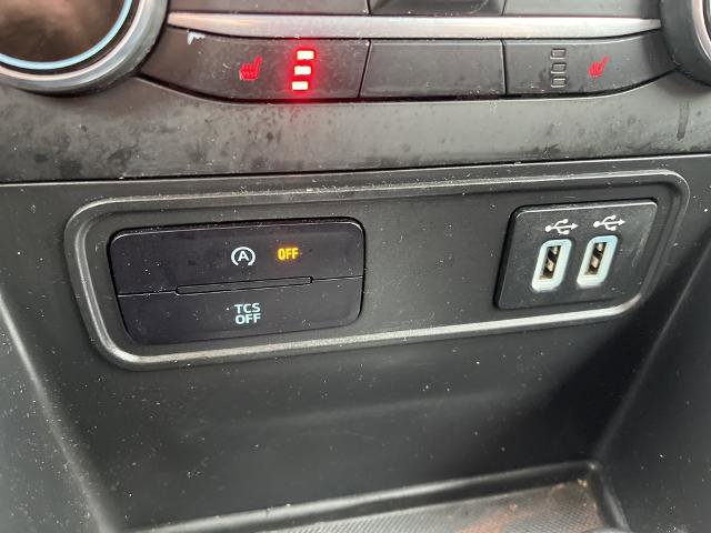 Certified 2022 Ford EcoSport SE image 29
