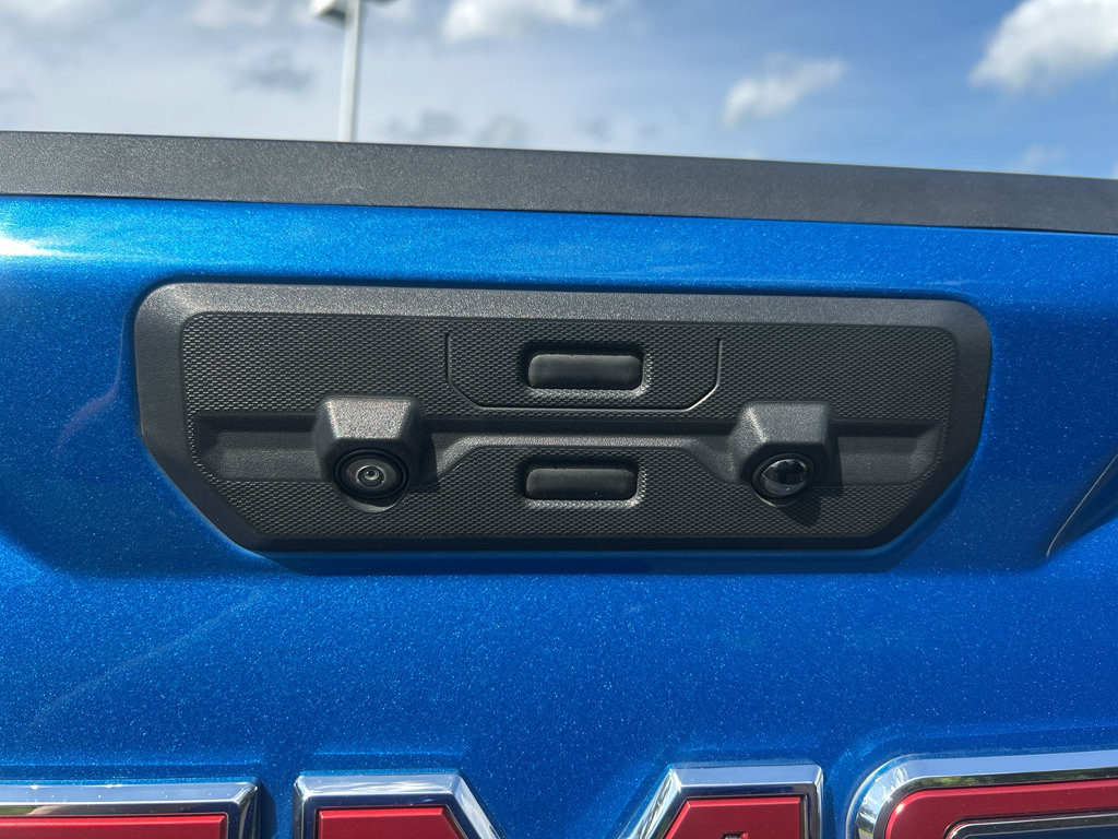 Used 2023 GMC Sierra 1500 AT4 w/ AT4 Preferred Package AWD/4WD image 21