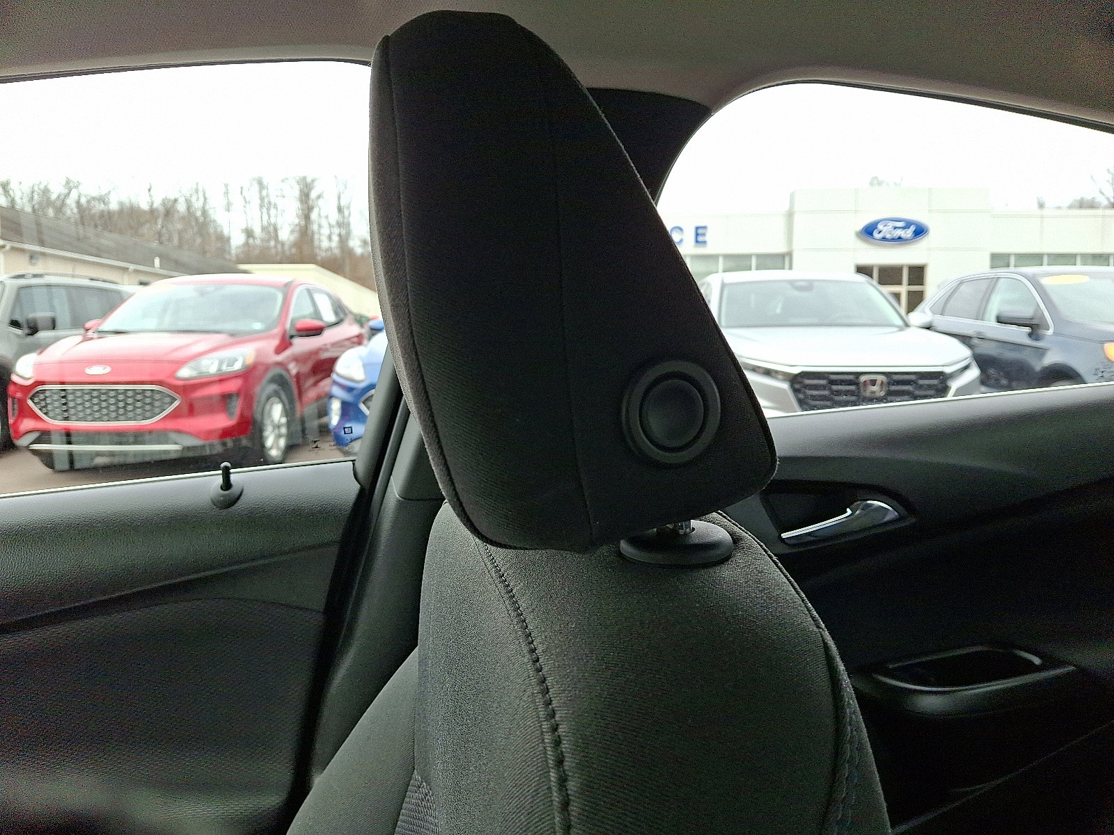 Used 2017 Chevrolet Cruze LT w/ Convenience Package image 17