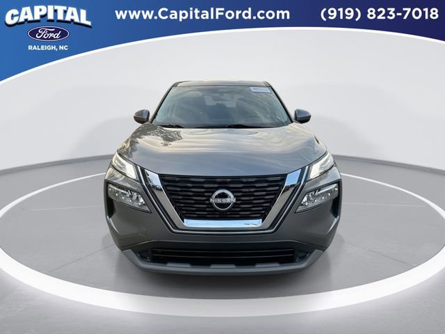 Used 2023 Nissan Rogue SV image 9