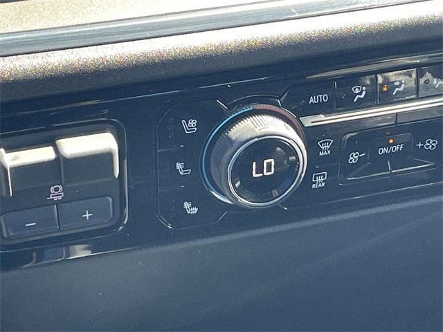 Used 2024 Chevrolet Silverado 2500 High Country w/ Z71 Off-Road Package image 28