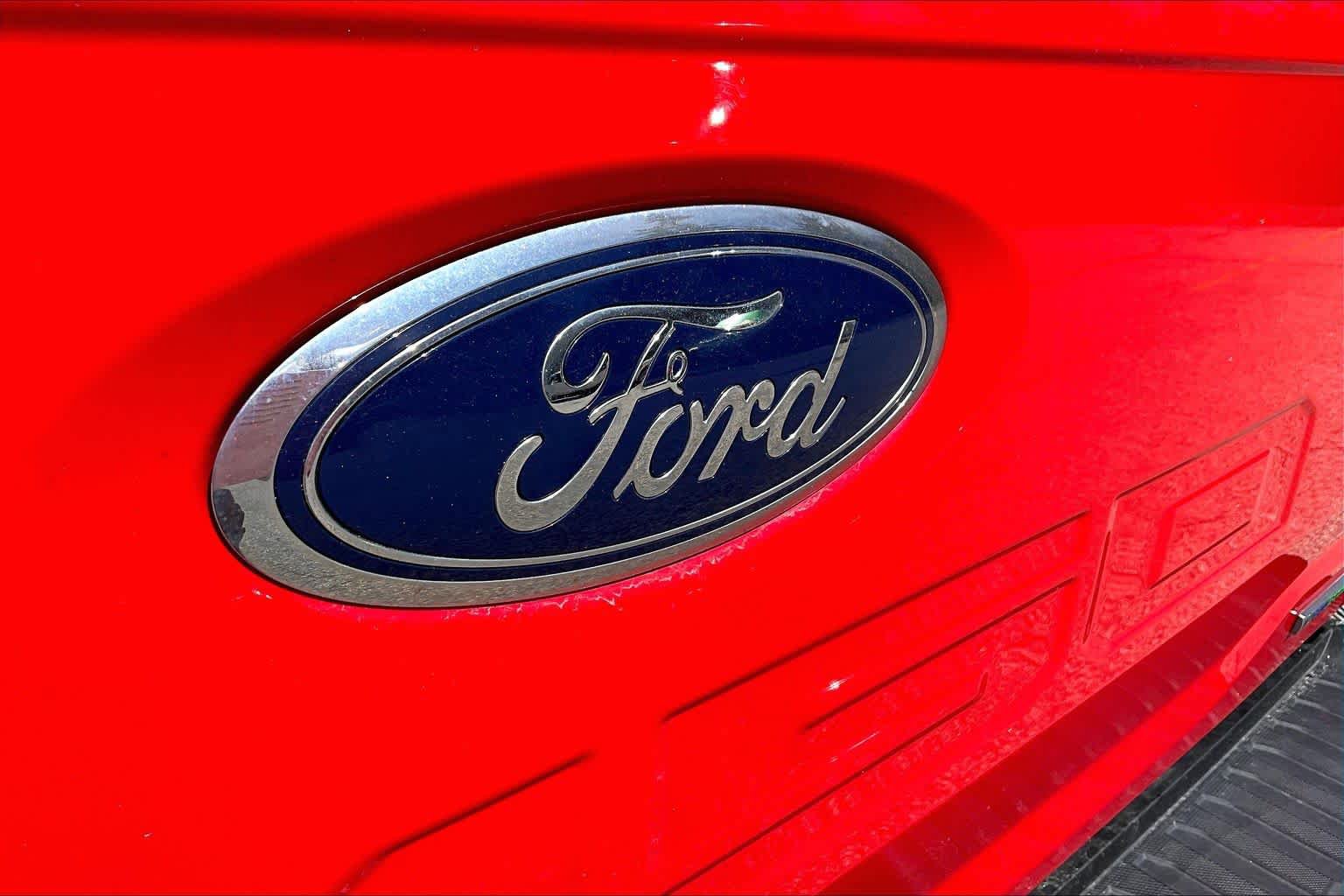 Certified 2021 Ford F150 XL w/ STX Appearance Package AWD/4WD image 33