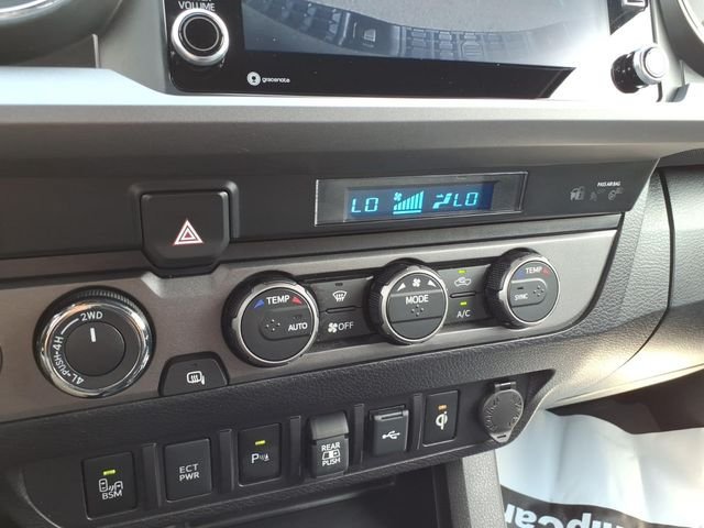 Used 2022 Toyota Tacoma TRD Sport w/ Technology Package AWD/4WD image 29