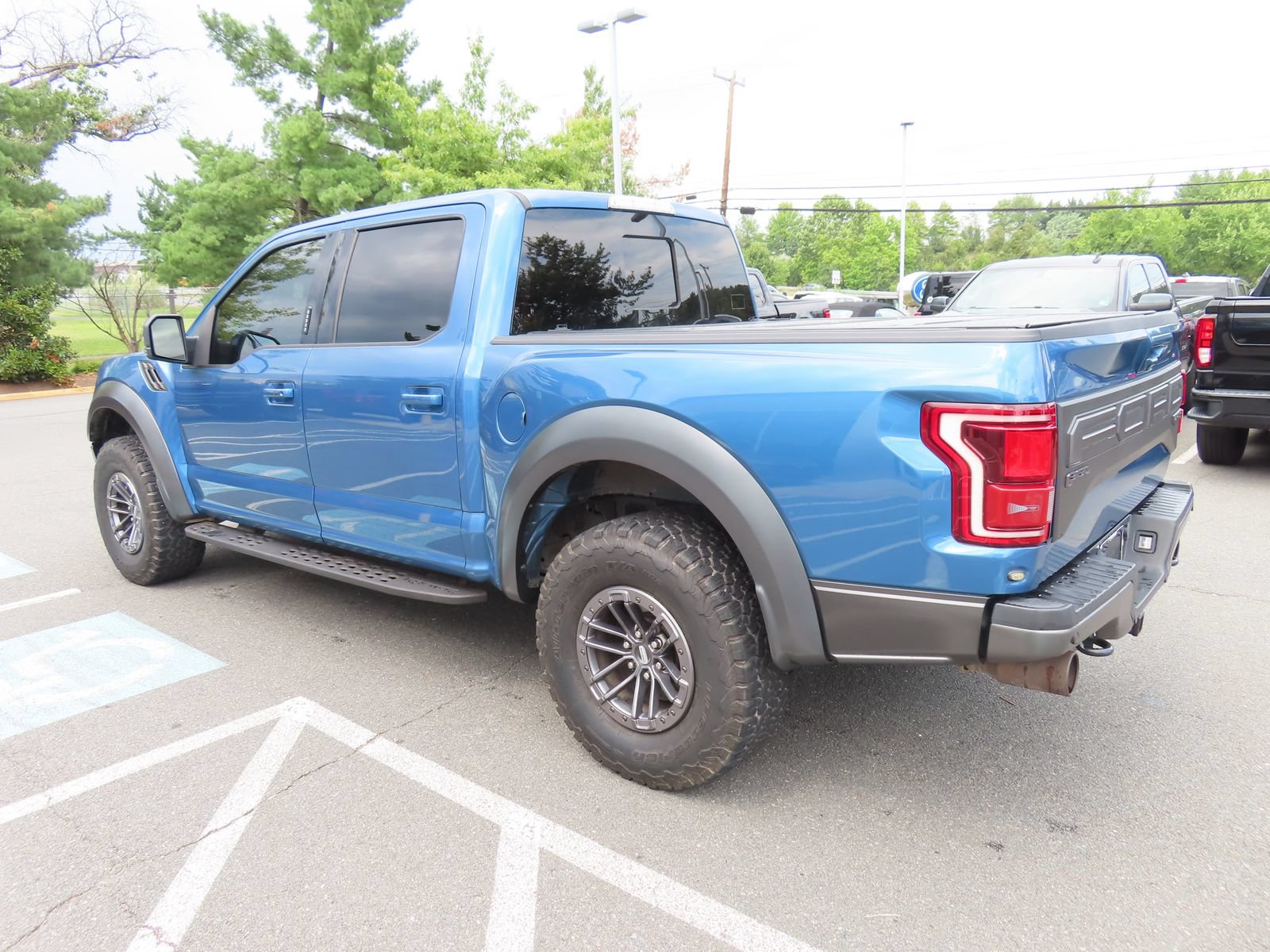Certified 2019 Ford F150 Raptor w/ Equipment Group 802A Luxury AWD/4WD image 7