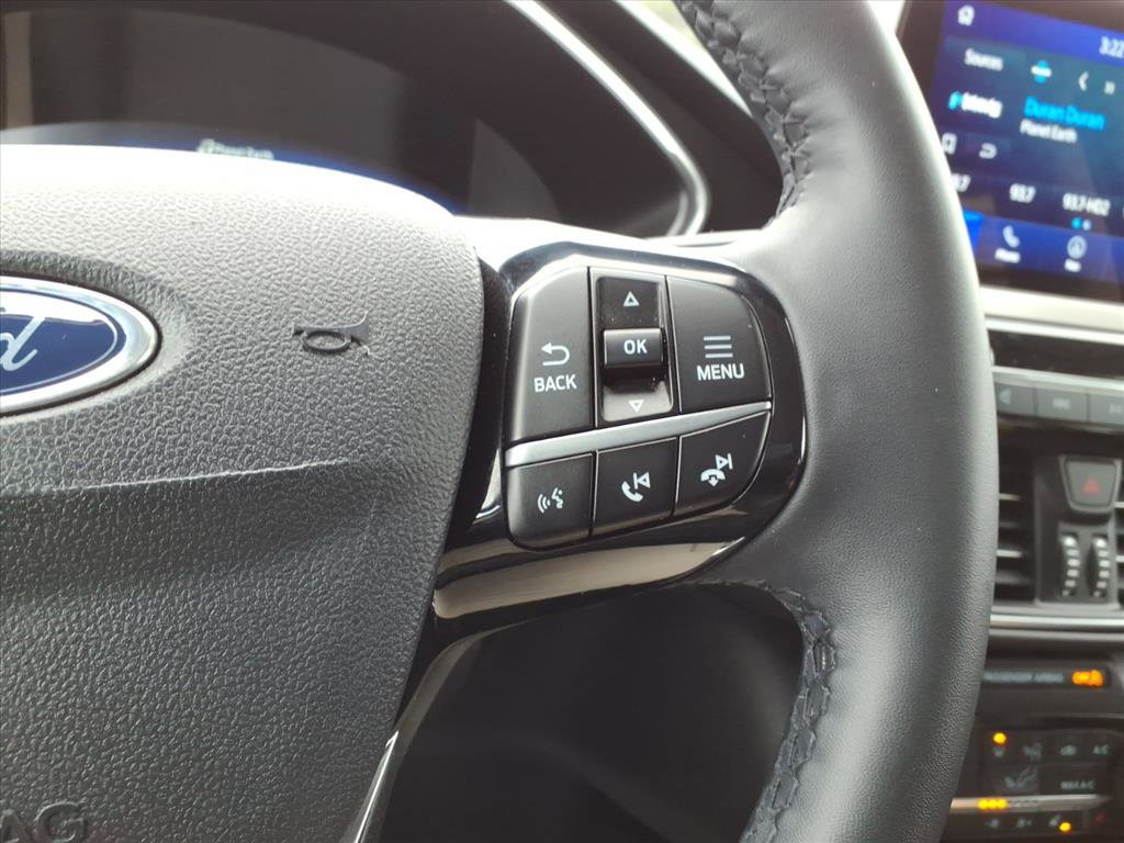 Certified 2021 Ford Escape Titanium image 17