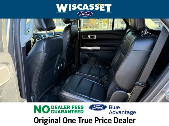 Certified 2022 Ford Explorer XLT w/ Equipment Group 202A image 12