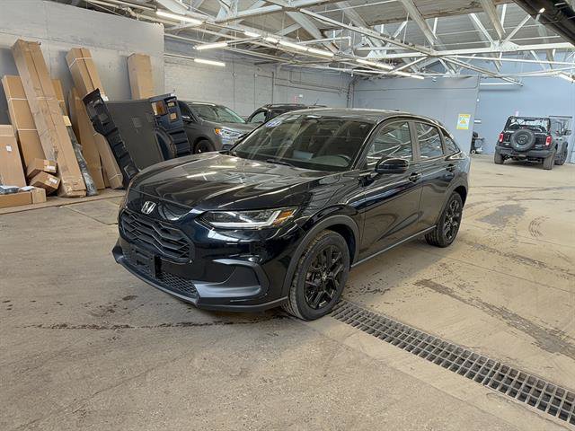 Used 2023 Honda HR-V Sport image 2