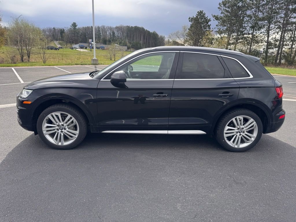 Used 2018 Audi Q5 2.0T Premium Plus w/ Premium Plus Package AWD/4WD image 4
