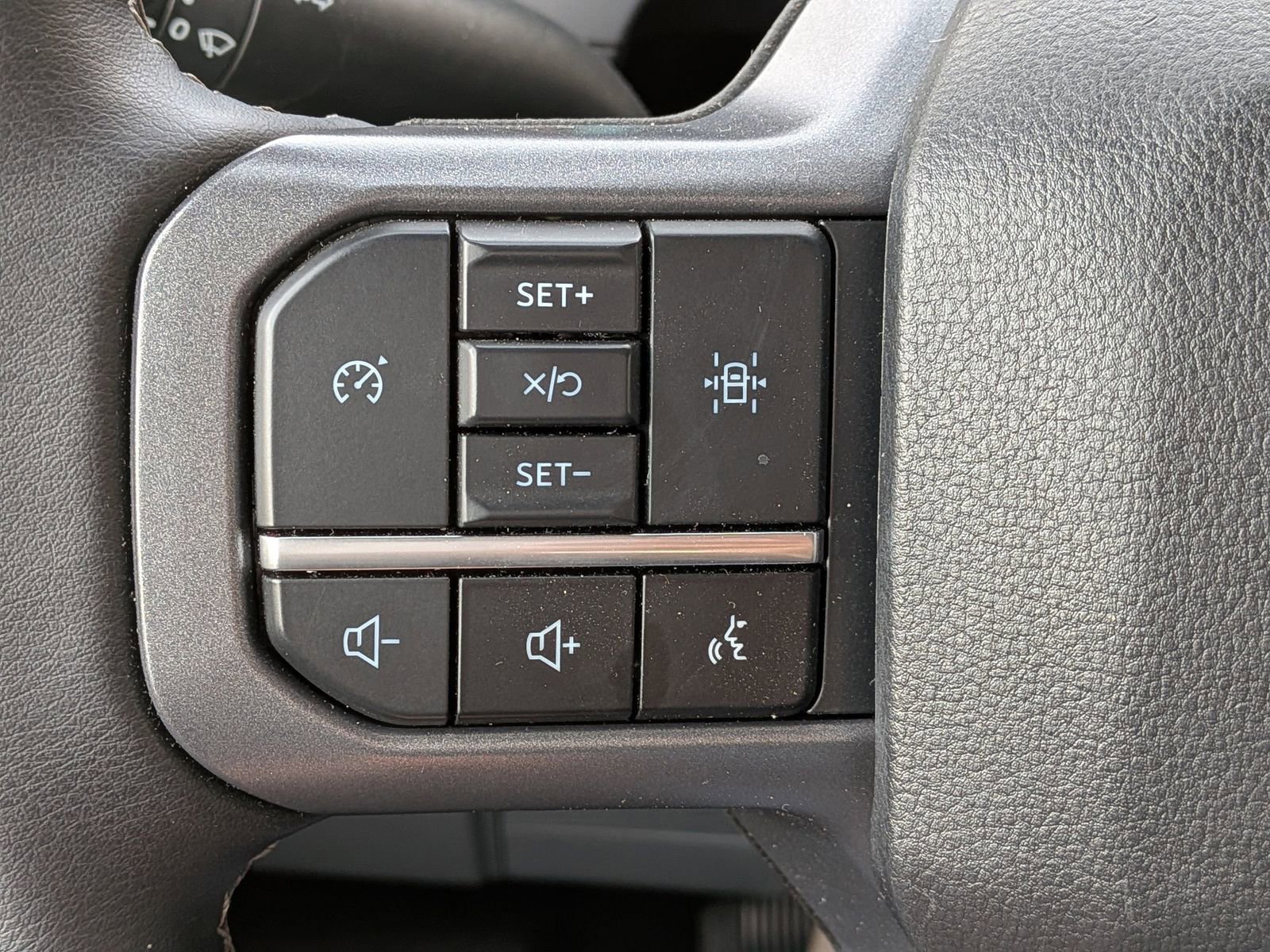 Certified 2024 Ford F150 XLT w/ FX4 Off-Road Package image 27