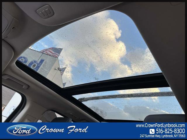 Certified 2022 Ford Expedition XLT image 19