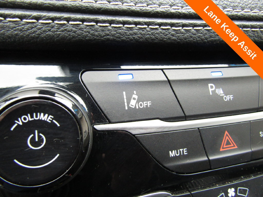 Used 2023 Chrysler Pacifica Touring-L FWD image 17