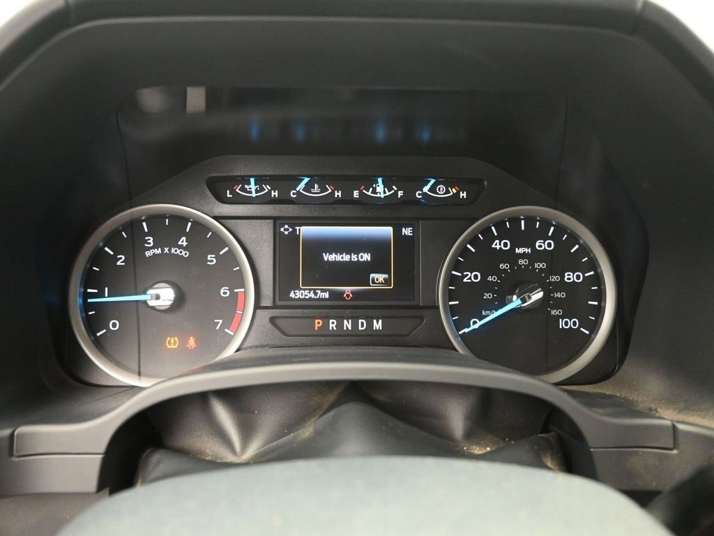 Certified 2022 Ford F350 XLT w/ XLT Value Package image 12