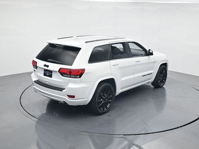 Used 2020 Jeep Grand Cherokee Altitude image 39