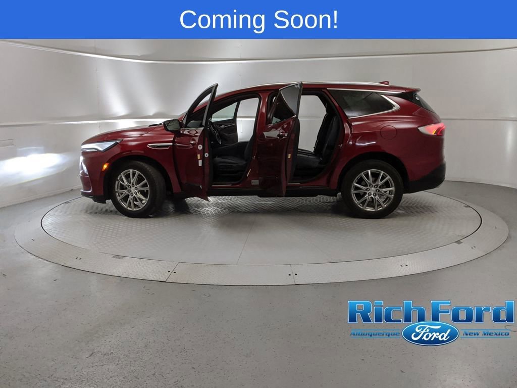 Used 2022 Buick Enclave Essence w/ Experience Buick Package image 11