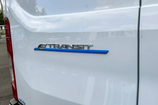 Certified 2023 Ford E-Transit 148 High Roof Extended RWD image 14