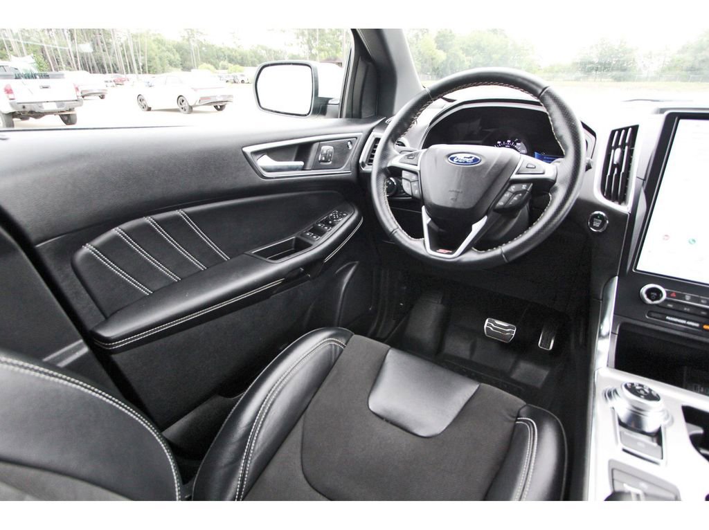 Certified 2022 Ford Edge ST w/ Equipment Group 401A AWD/4WD image 11