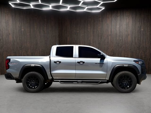 Used 2025 Chevrolet Colorado Trail Boss AWD/4WD image 8