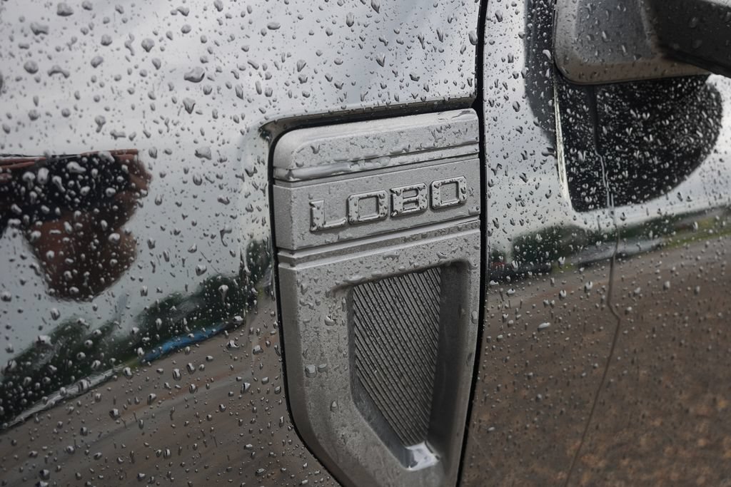 Certified 2025 Ford Maverick Lobo AWD/4WD image 14