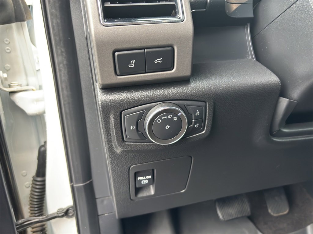 Certified 2021 Ford Expedition Max XLT image 35