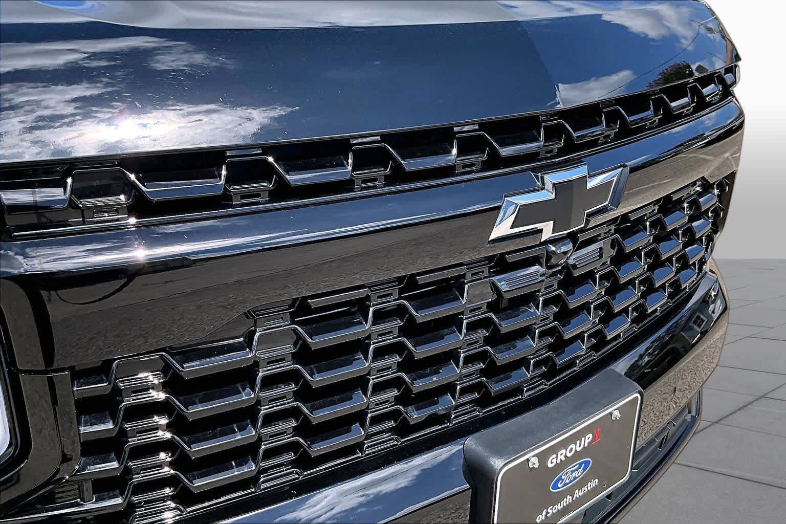 Used 2025 Chevrolet Tahoe Premier w/ Sun And Tow Package RWD image 30