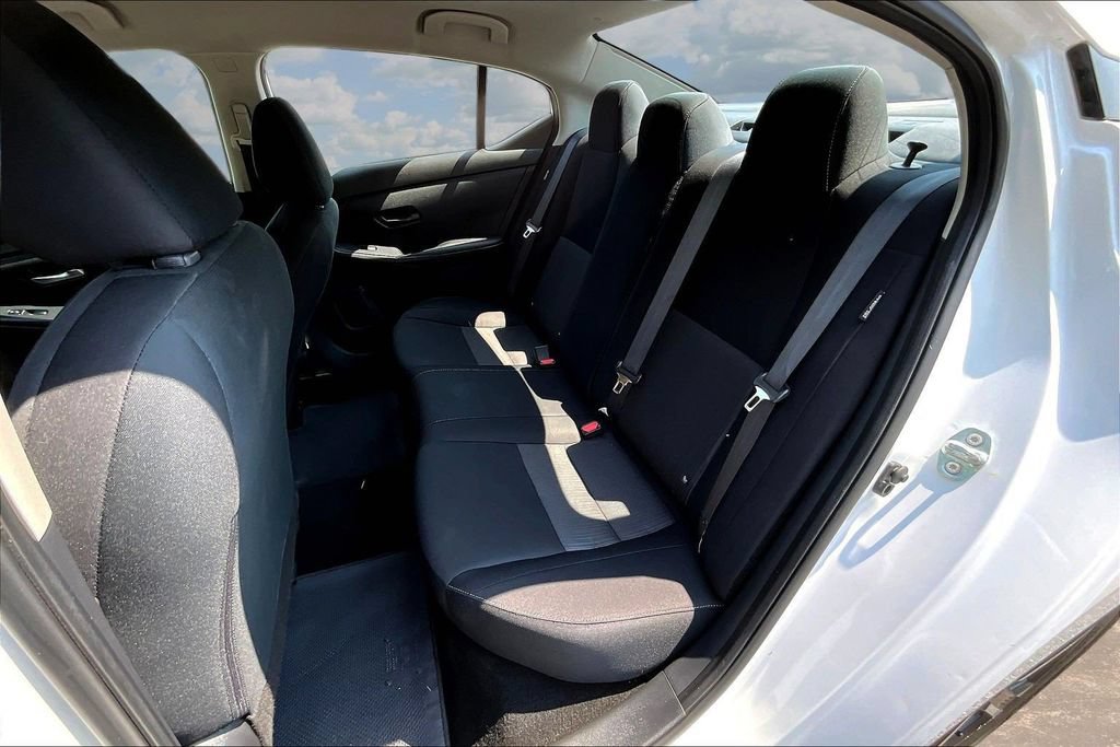 Used 2024 Nissan Sentra SV FWD image 24