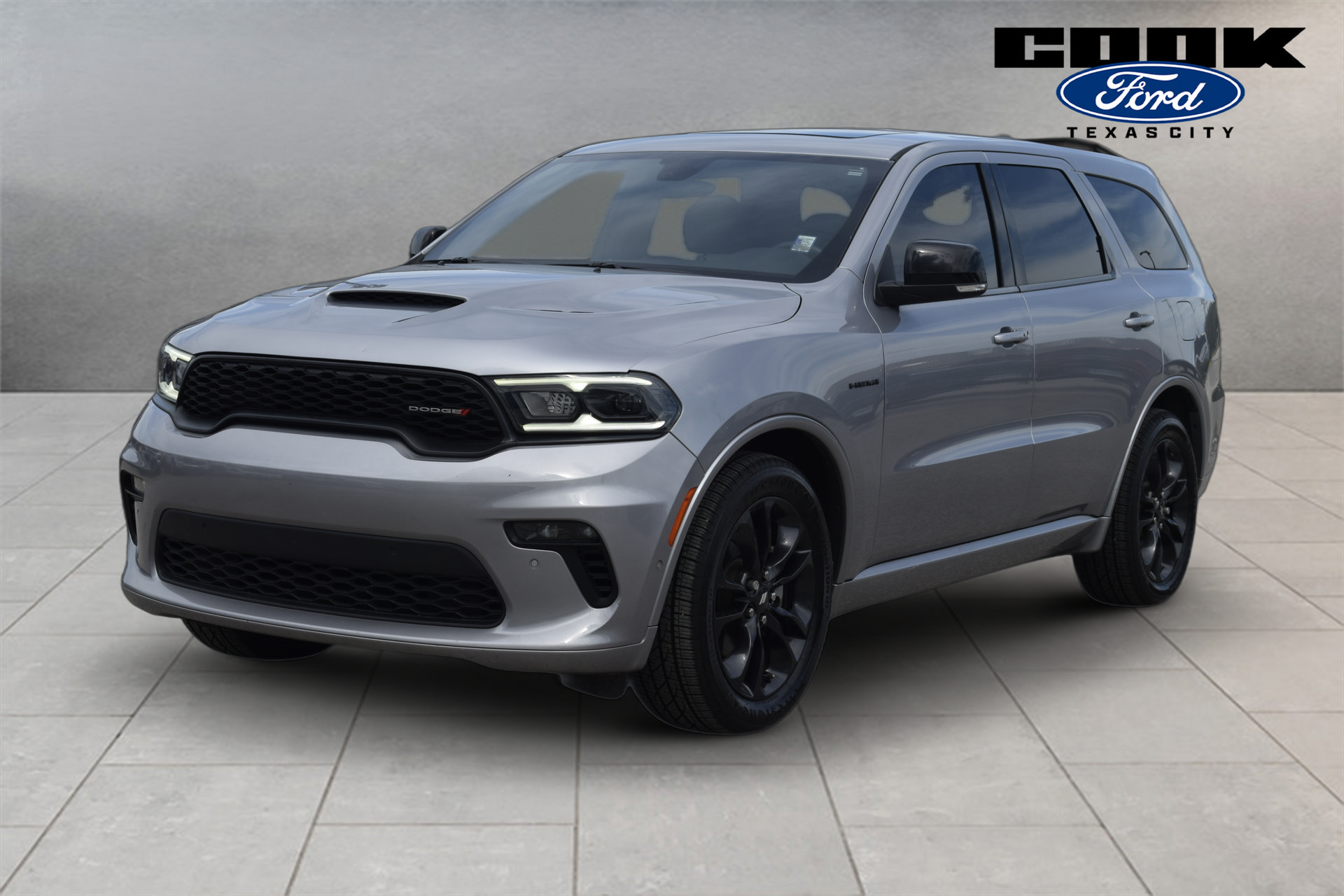 Used 2021 Dodge Durango R/T w/ Blacktop Package RWD image 1