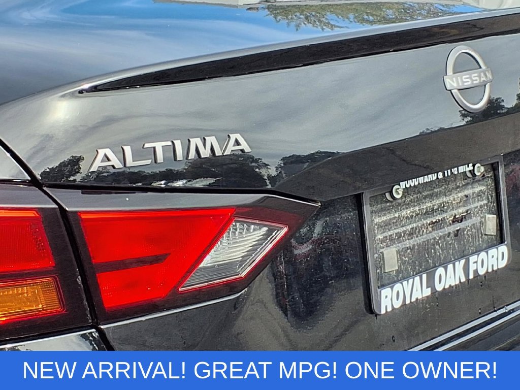 Used 2025 Nissan Altima 2.5 SV FWD image 20