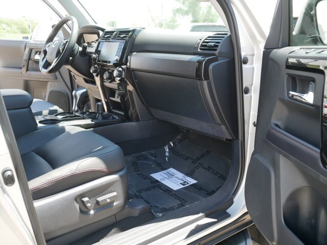 Used 2020 Toyota 4Runner TRD Off-Road Premium w/ Moonroof Package AWD/4WD image 20