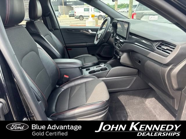 Certified 2023 Ford Escape ST-Line w/ Tech Pack #1 FWD image 31